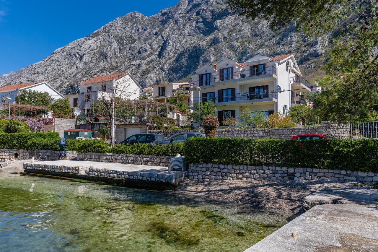 Apartments Miramar Kotor Exterior photo
